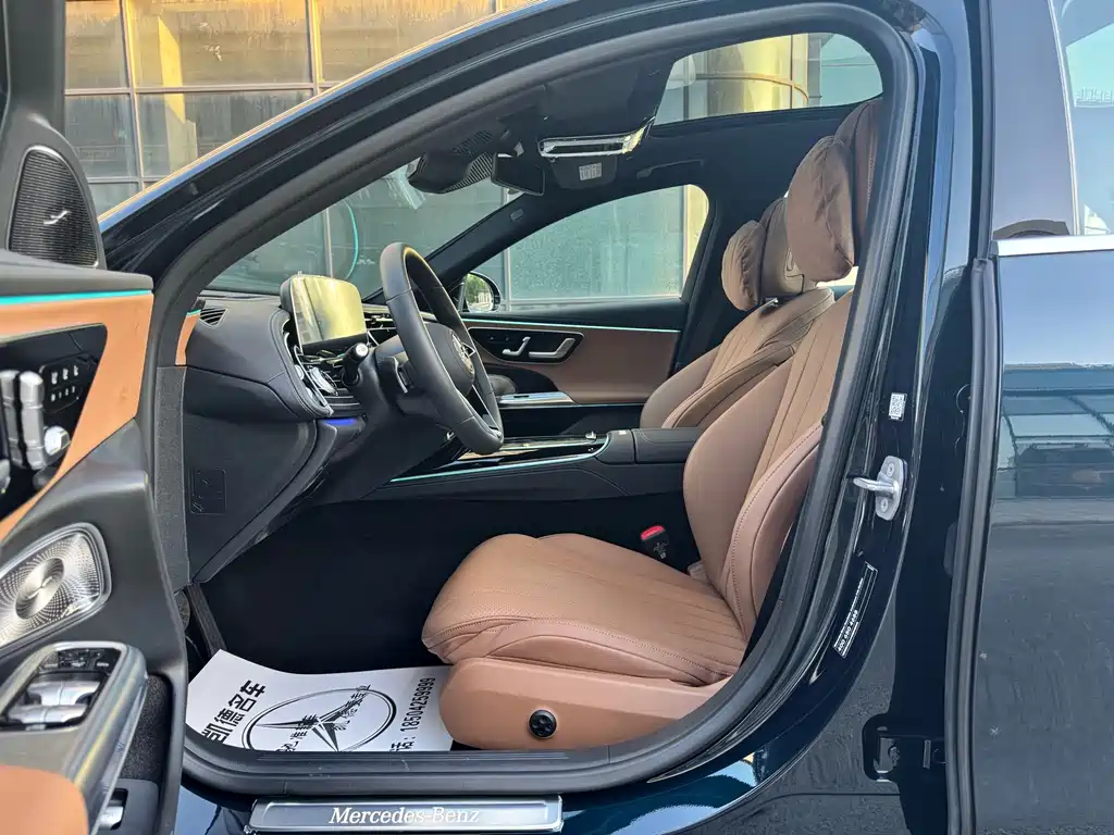 Mercedes-Benz E-Class E 2024 E 260 L 4MATIC