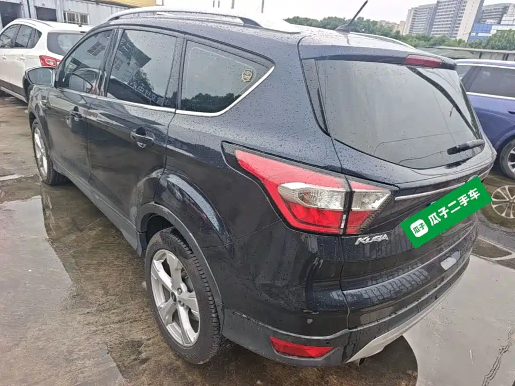 Ford Kuga — миниатюра 5