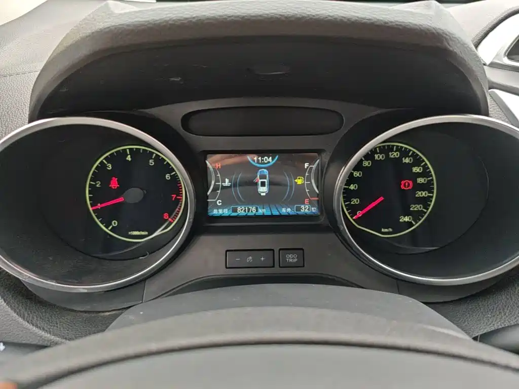 BYD Yuan — миниатюра 12
