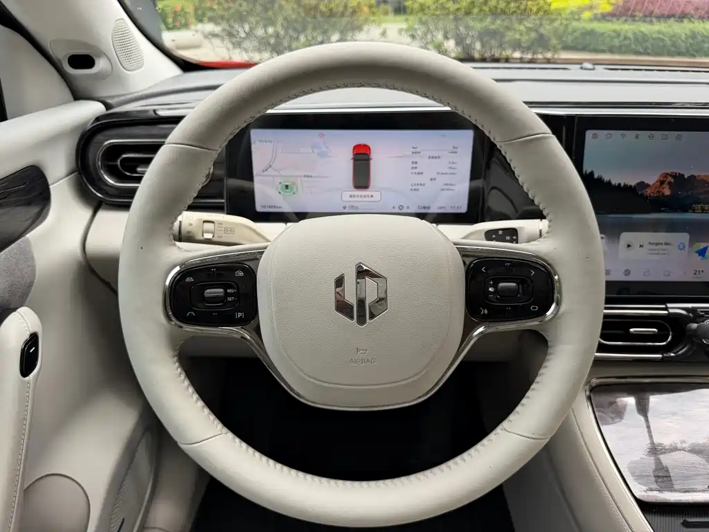 Leapmotor Leapmotor C11 — миниатюра 8