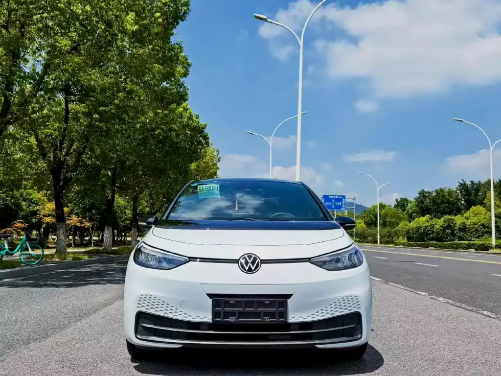 Volkswagen ID.3 — миниатюра 2