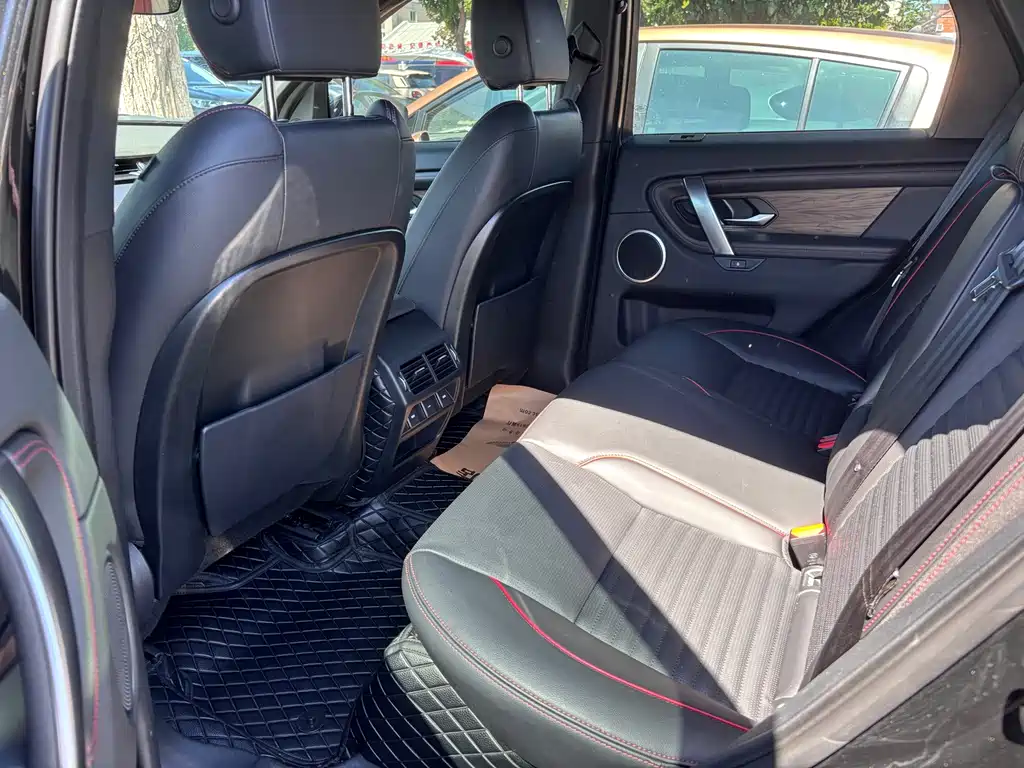 Land Rover Discovery Sport — миниатюра 14