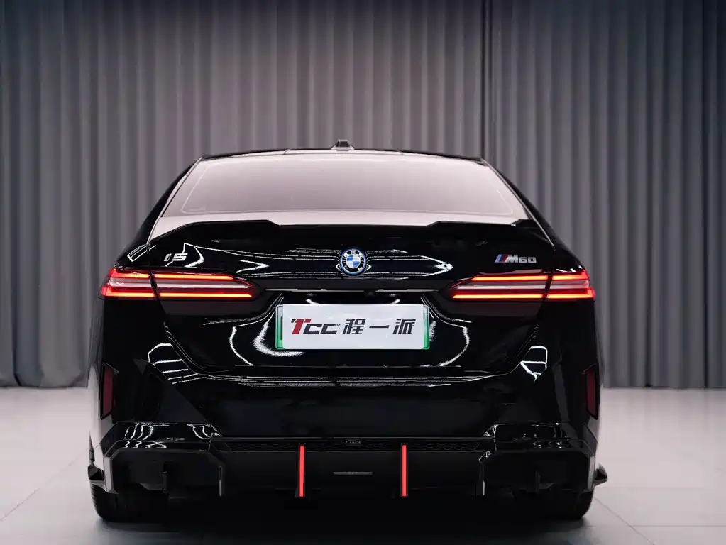 BMW I5