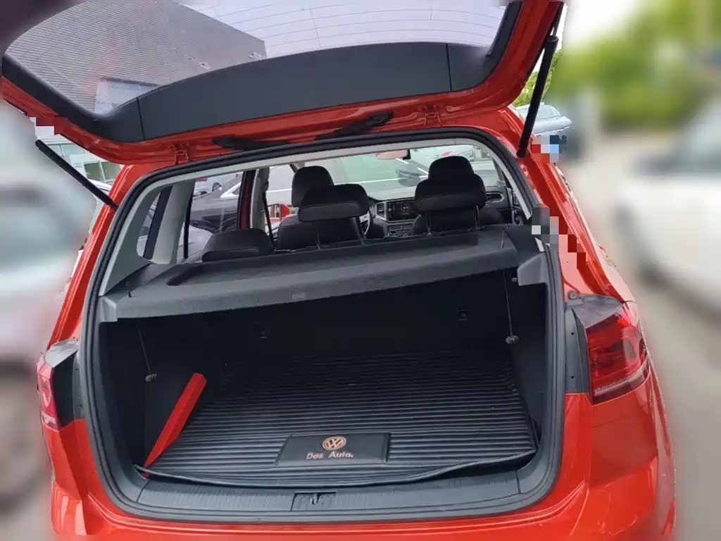 Volkswagen Golf Sportsvan — миниатюра 24