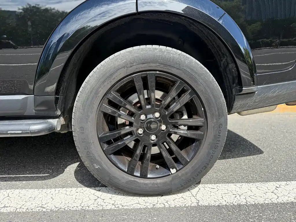 Land Rover Discovery — миниатюра 8