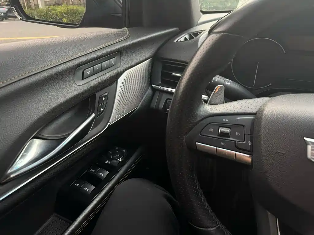 Cadillac CT4 — миниатюра 9