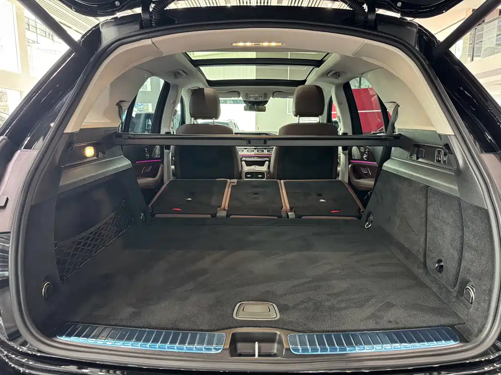 Mercedes-Benz GLE (Import) — миниатюра 17