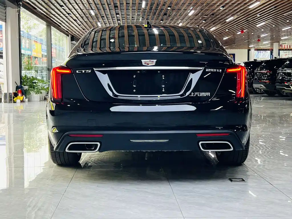 Cadillac CT5 — миниатюра 16