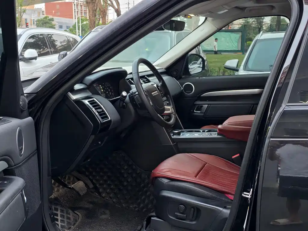 Land Rover Discovery 2020 3.0 SC V6 30