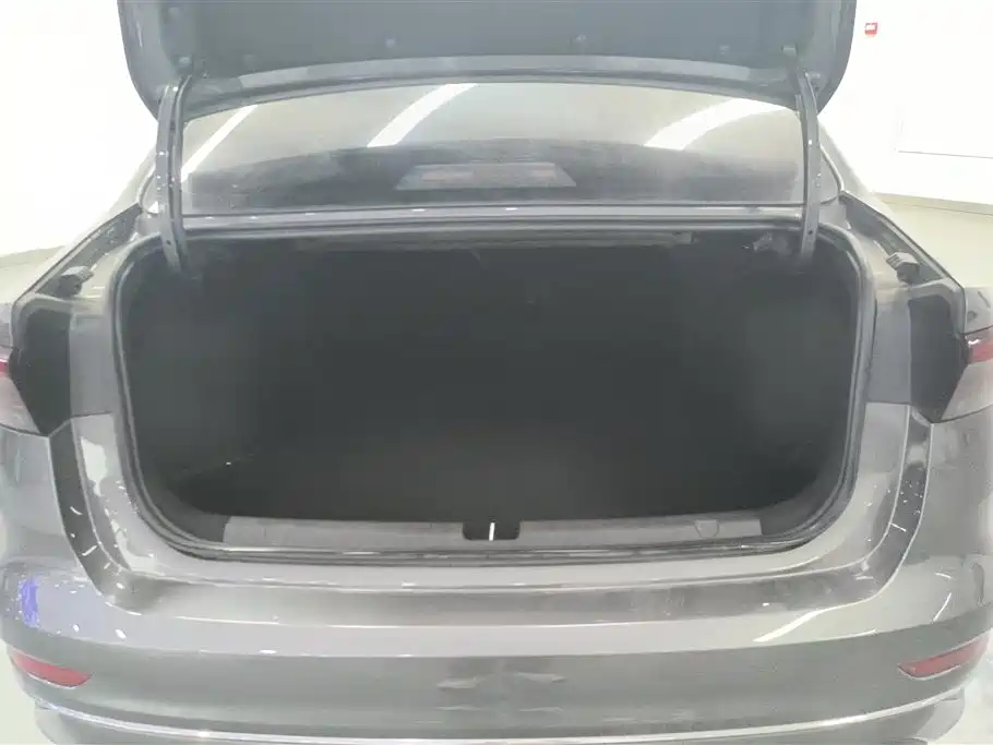 GEELY AUTOMOBILE EMGRAND