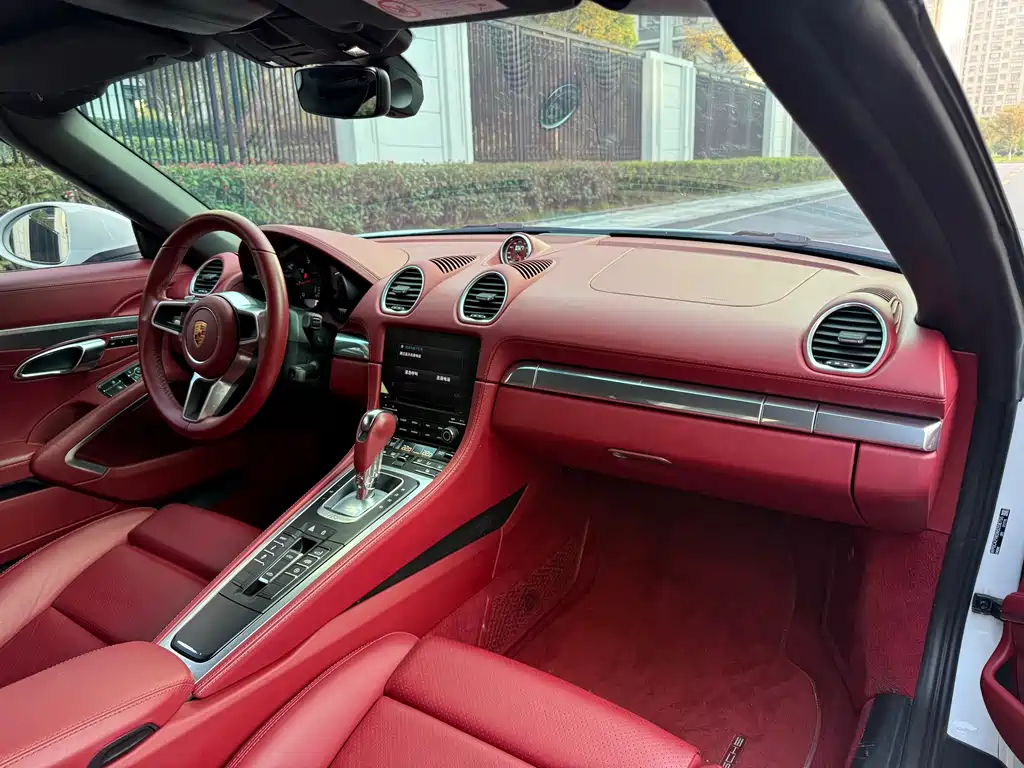 Porsche 718 2022 Boxster 2.0T