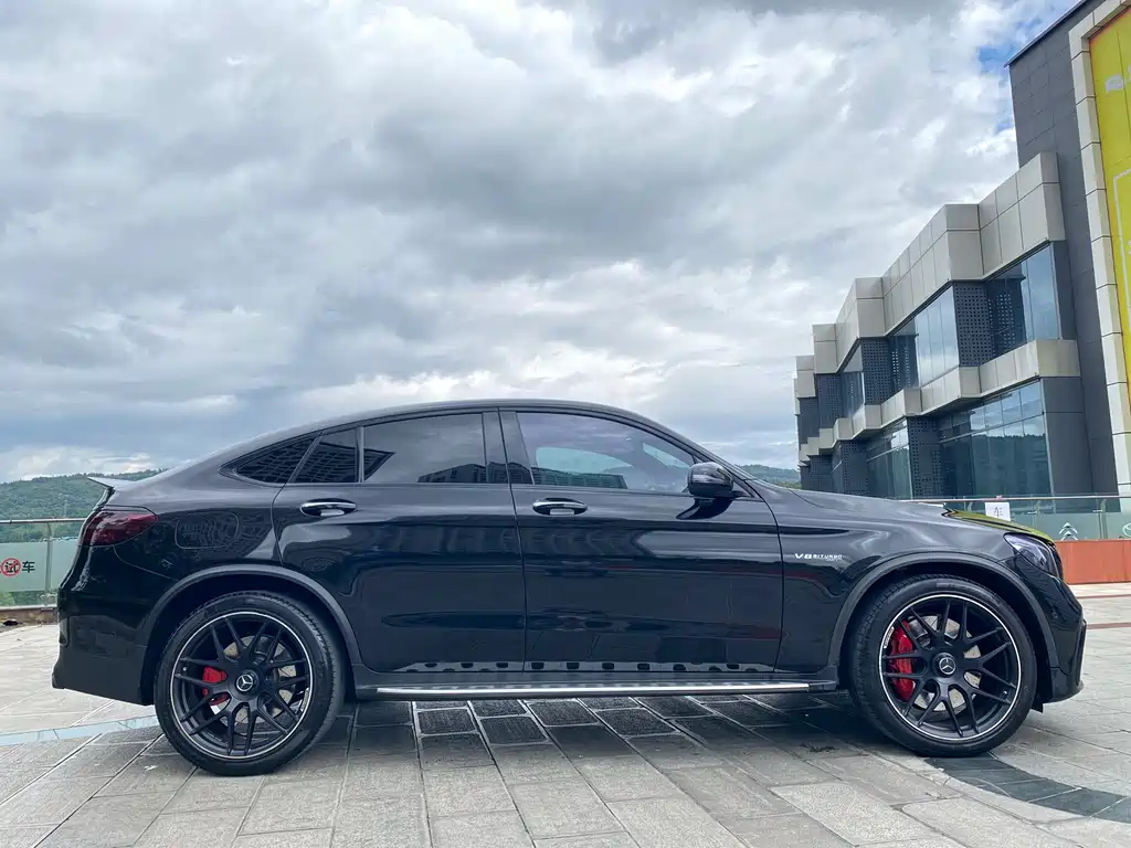 MERCEDES-BENZ GLC COUPE AMG