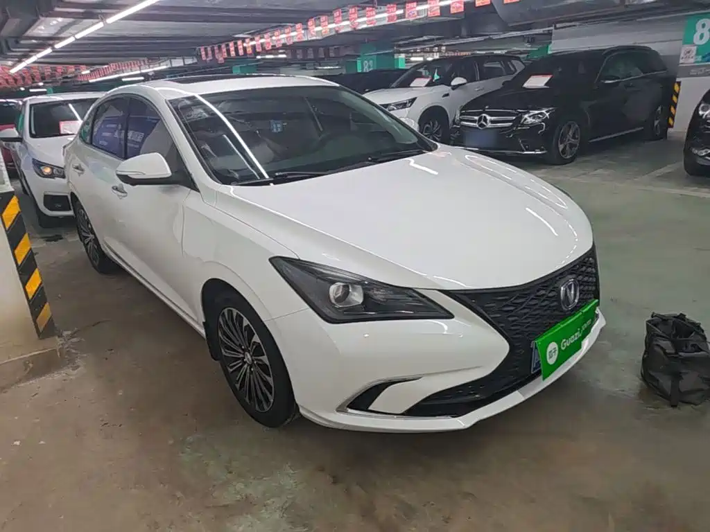 Changan Eado — миниатюра 4