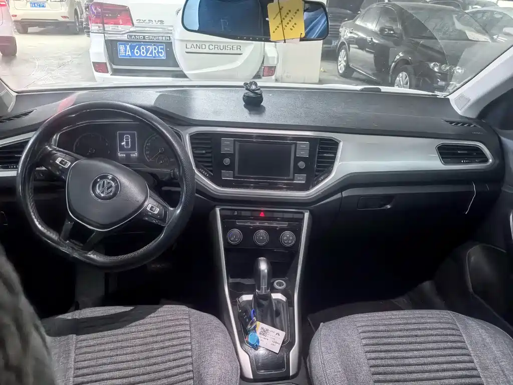 Volkswagen T-Roc — миниатюра 5