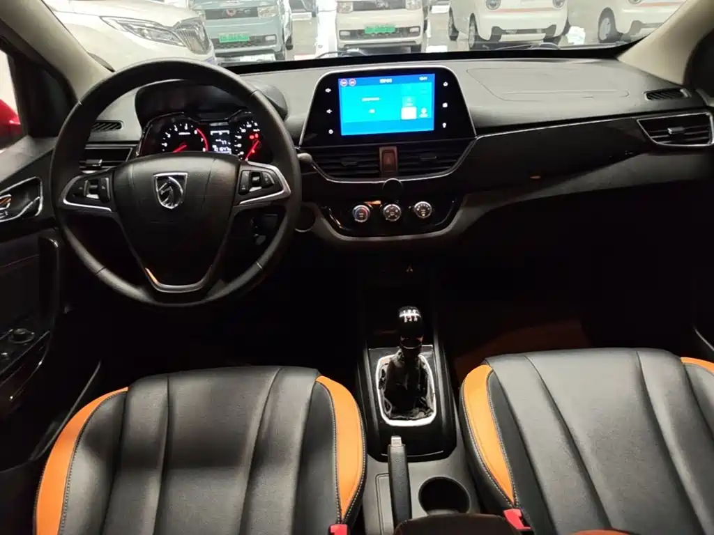 Baojun 310 — миниатюра 10