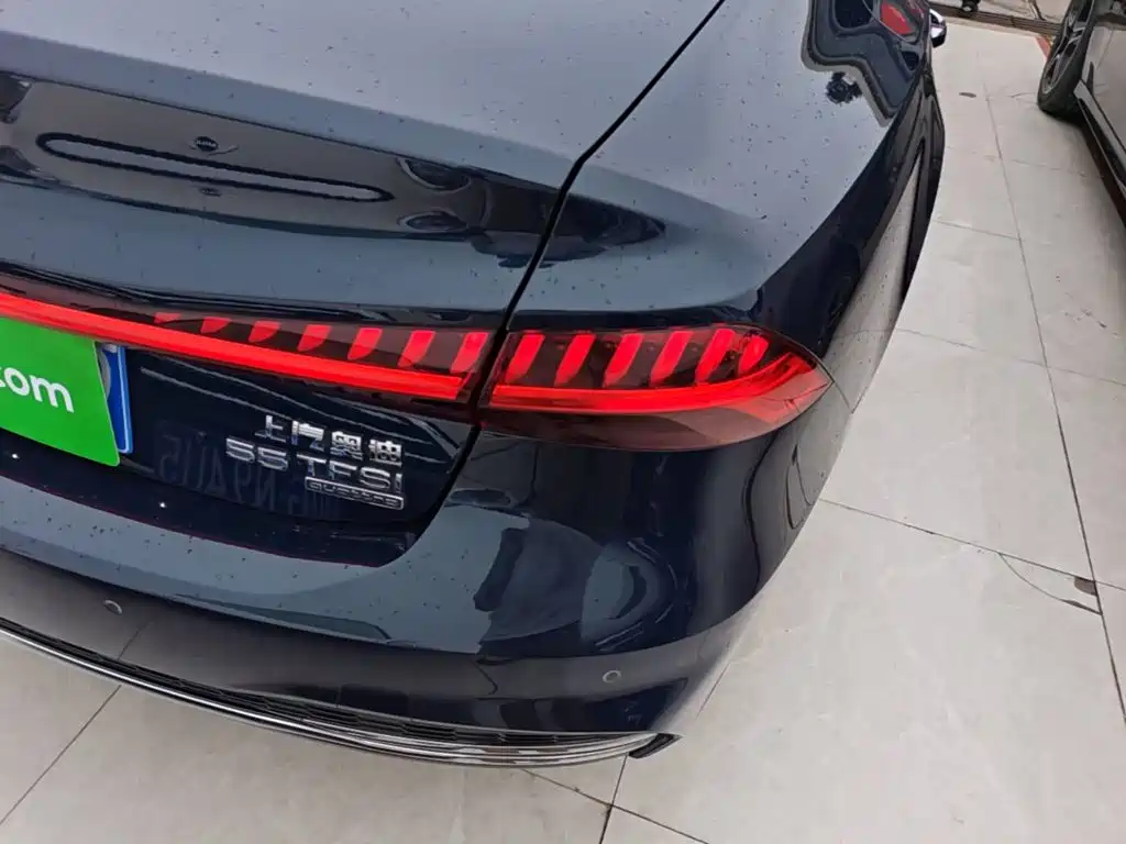 Audi A7L — миниатюра 8