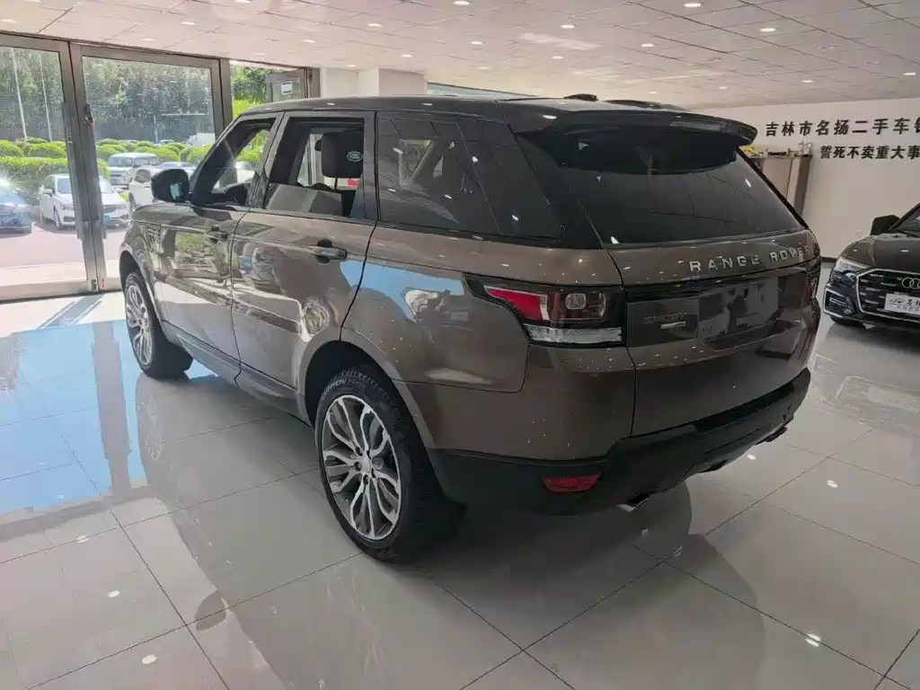 Land Rover Sport — миниатюра 7