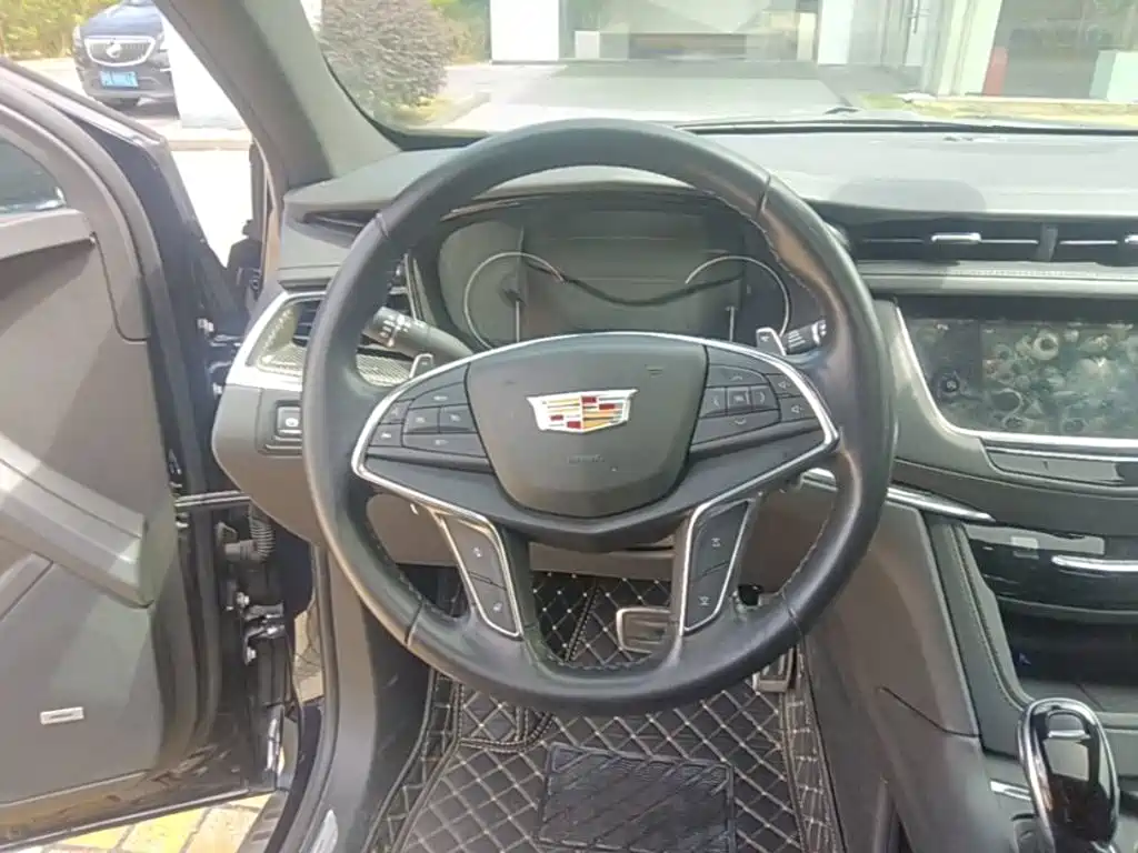 Cadillac XT5 — миниатюра 15