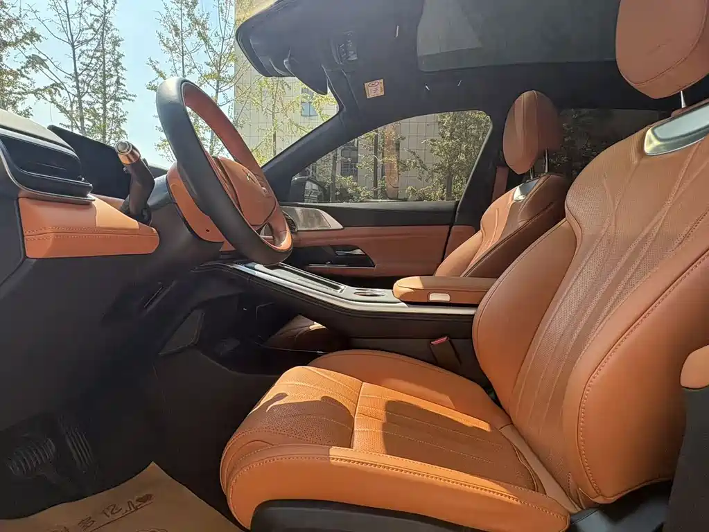 XPeng G9 — миниатюра 9