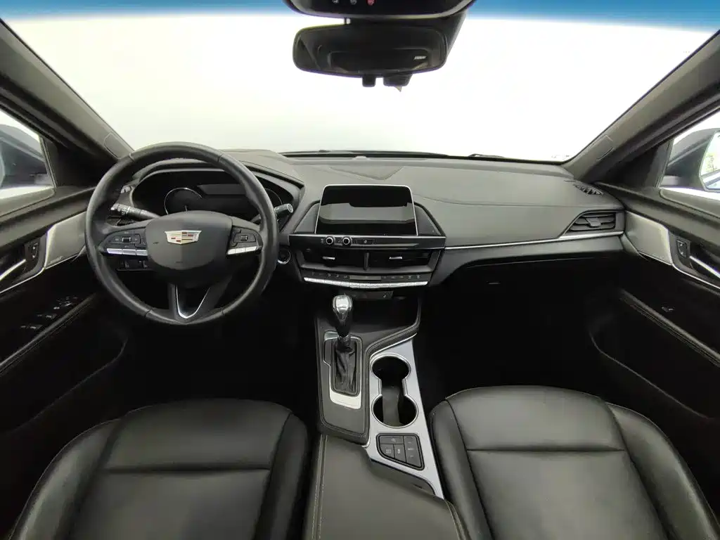 Cadillac CT4 — миниатюра 5