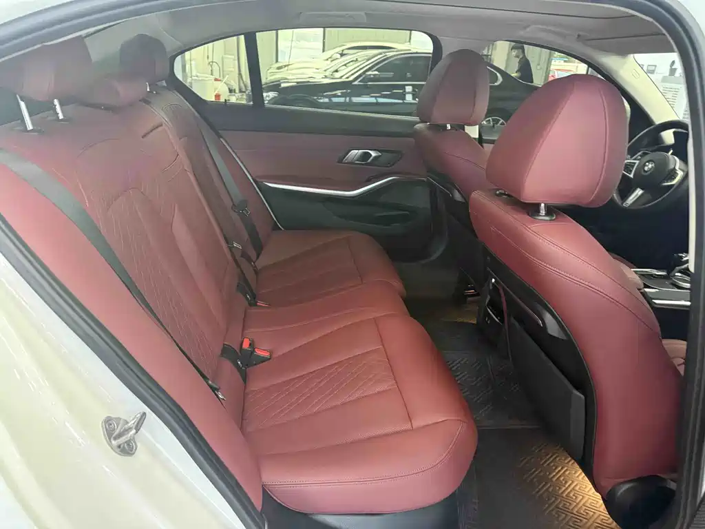 BMW 3 Series — миниатюра 18