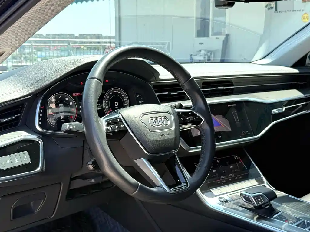 Audi A6L — миниатюра 12