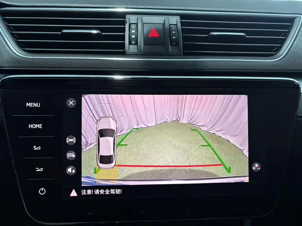 Skoda Superb — миниатюра 15