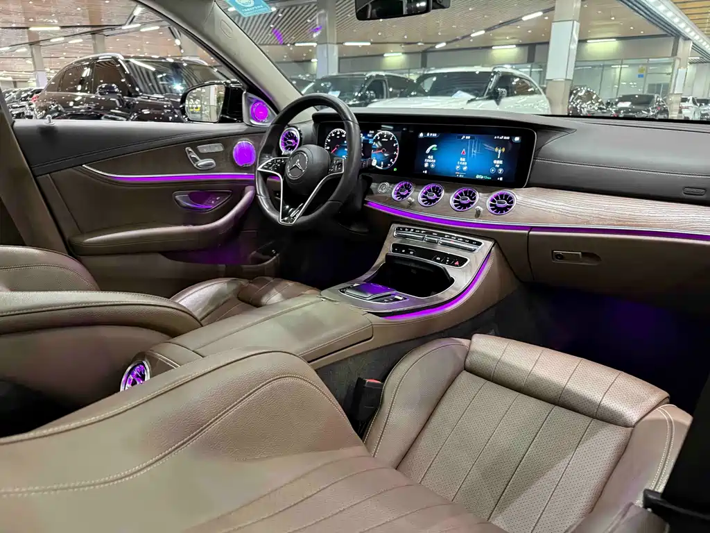 Mercedes-Benz E-Class — миниатюра 12