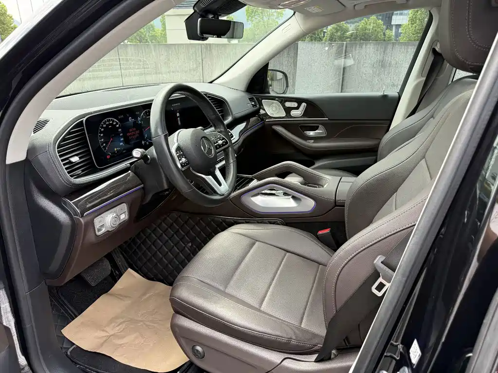 Mercedes-Benz GLE (Import) — миниатюра 8