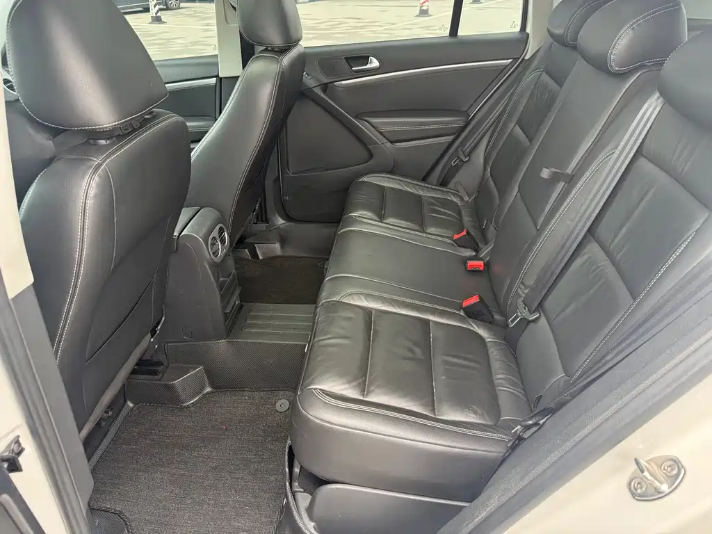 Volkswagen Tiguan — миниатюра 7