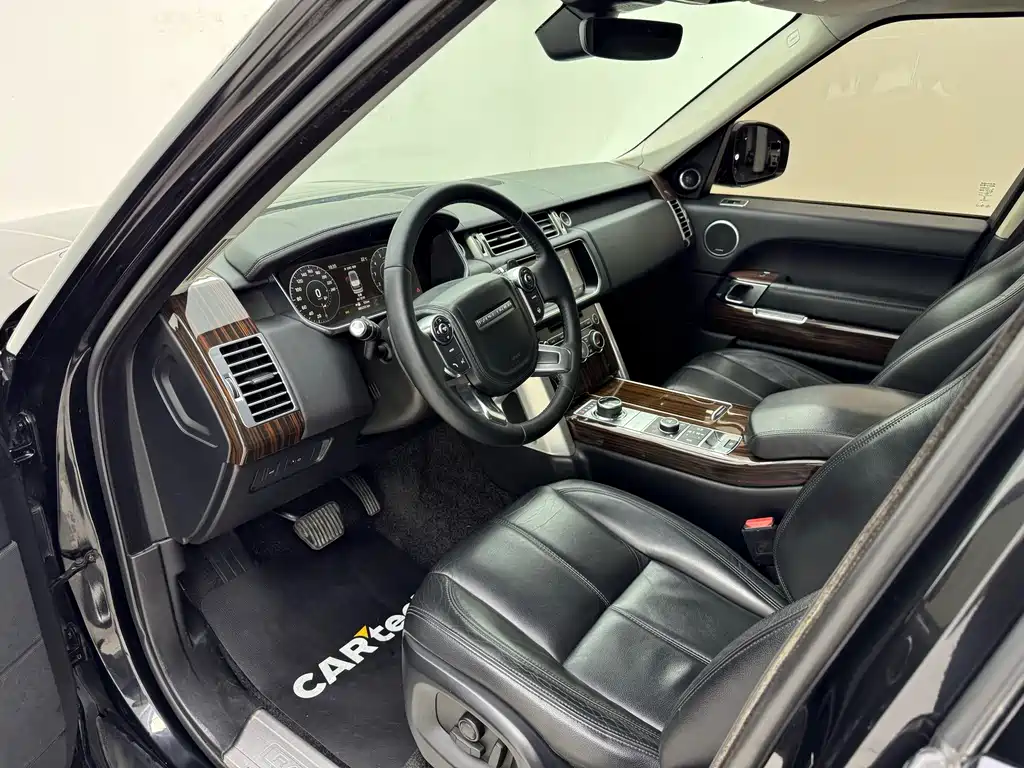 Land Rover Range Rover — миниатюра 9