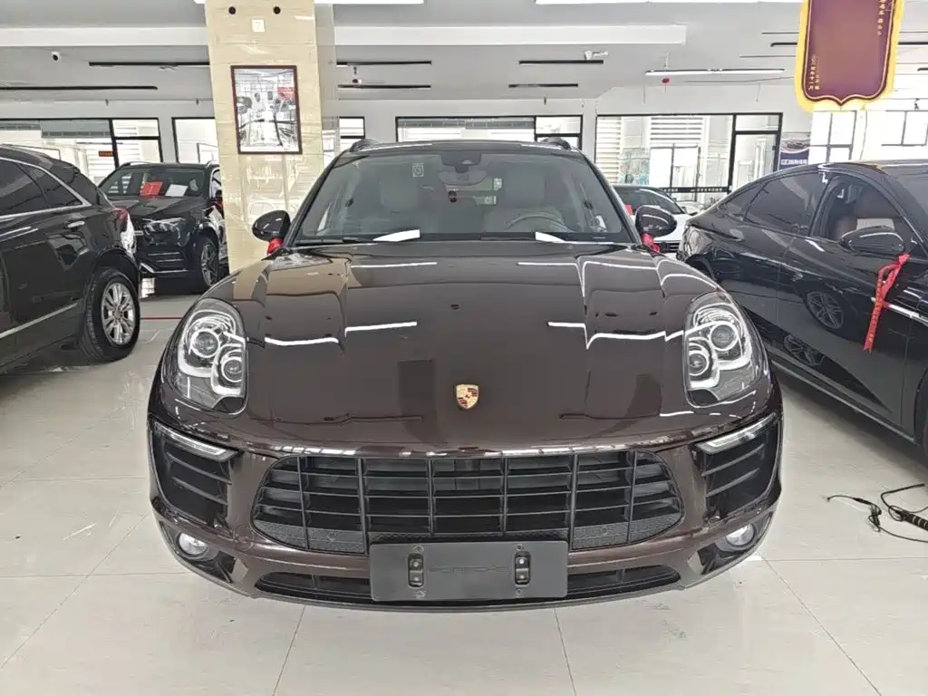 Porsche Macan — миниатюра 3