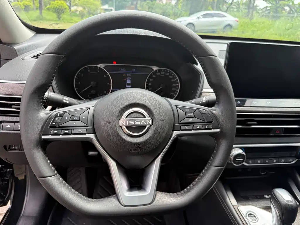 Nissan Teana — миниатюра 14