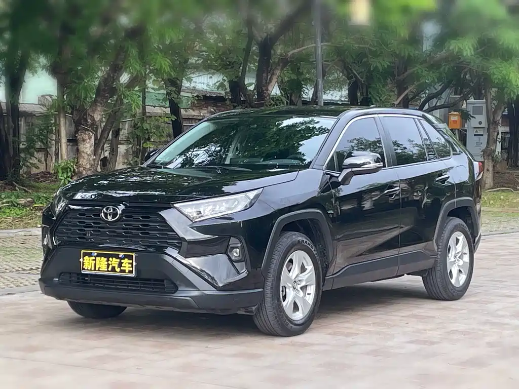 Toyota RAV4 2025