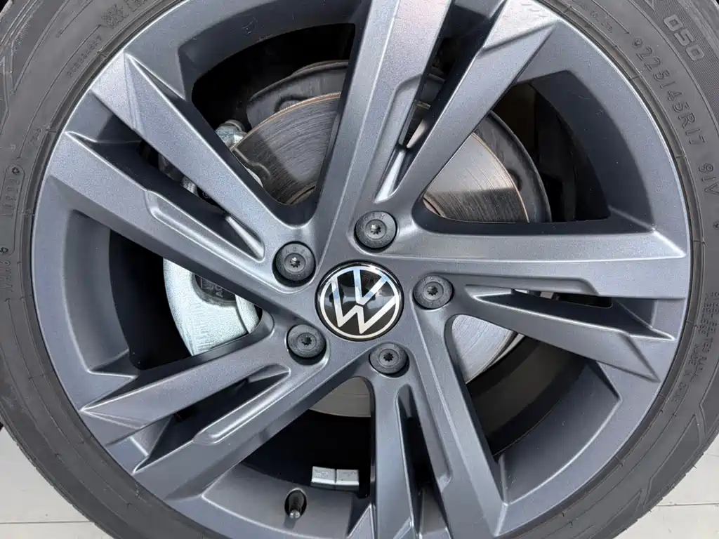 Volkswagen Golf — миниатюра 15