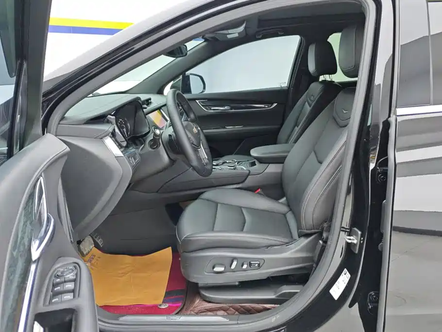 Cadillac XT5 — миниатюра 9