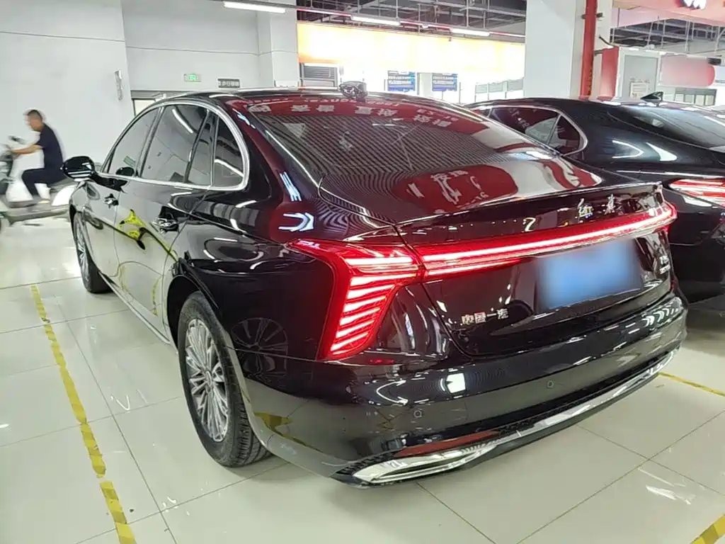 Hongqi Hongqi H5 — миниатюра 5