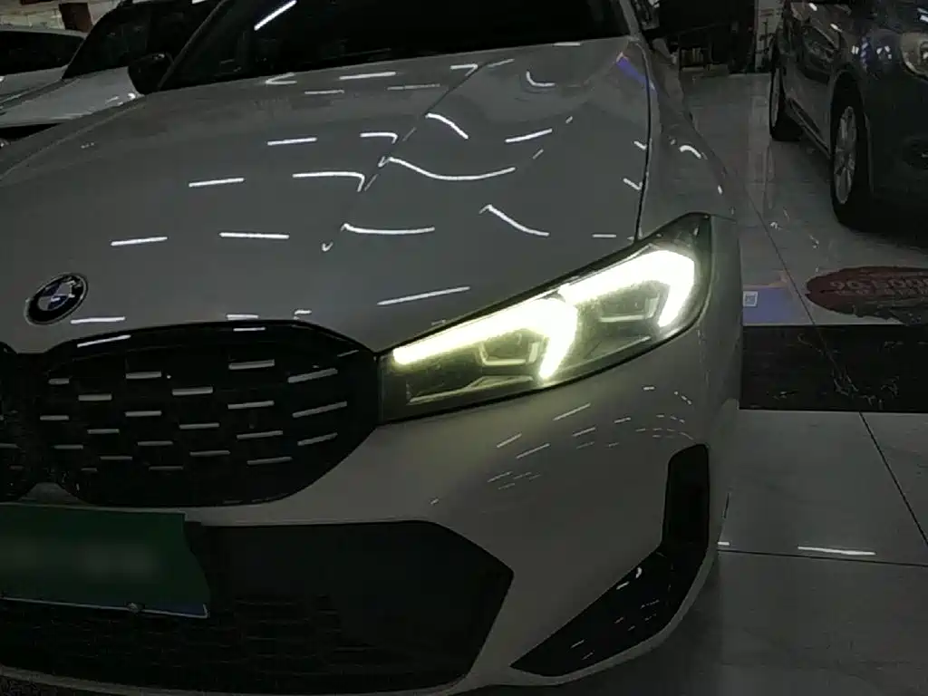 BMW 3 Series — миниатюра 24