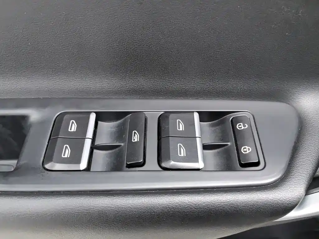 Geely Boyue — миниатюра 9