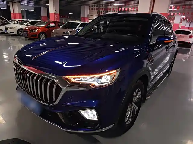 RED FLAG HONGQI HS5 2021