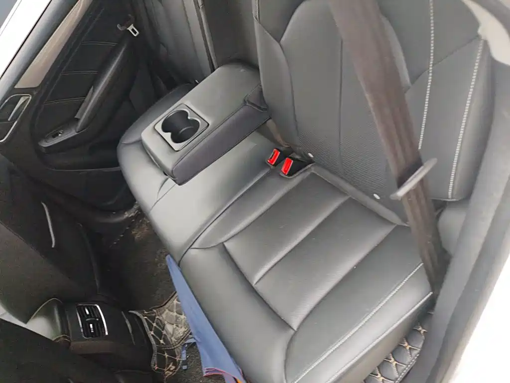 Roewe RX5 — миниатюра 14