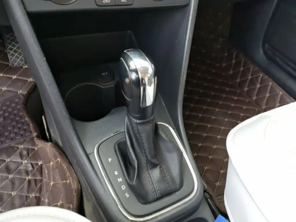 Volkswagen Polo — миниатюра 14