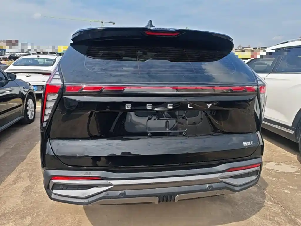 Geely Boyue L — миниатюра 6