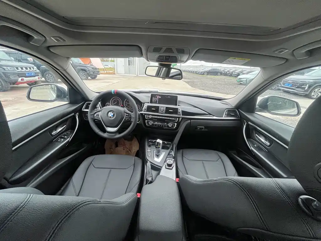 BMW 3 Series — миниатюра 9