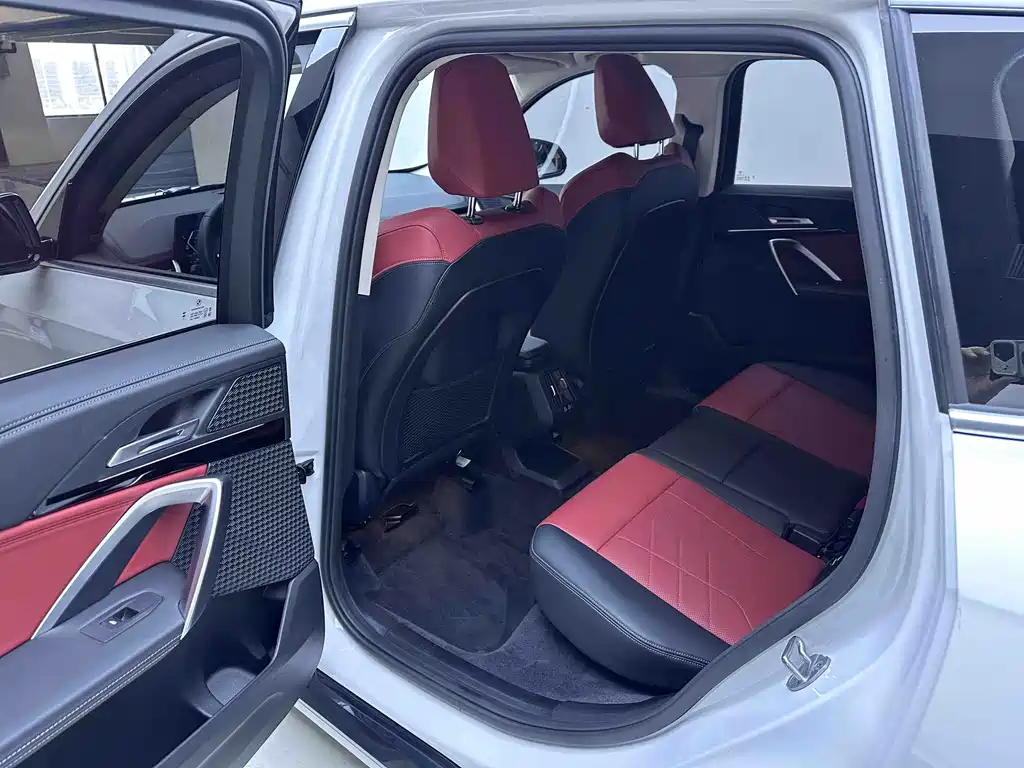 BMW X1 — миниатюра 9