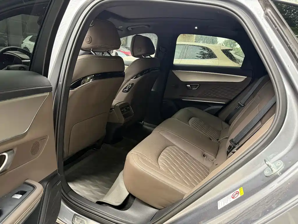 BYD Han — миниатюра 11