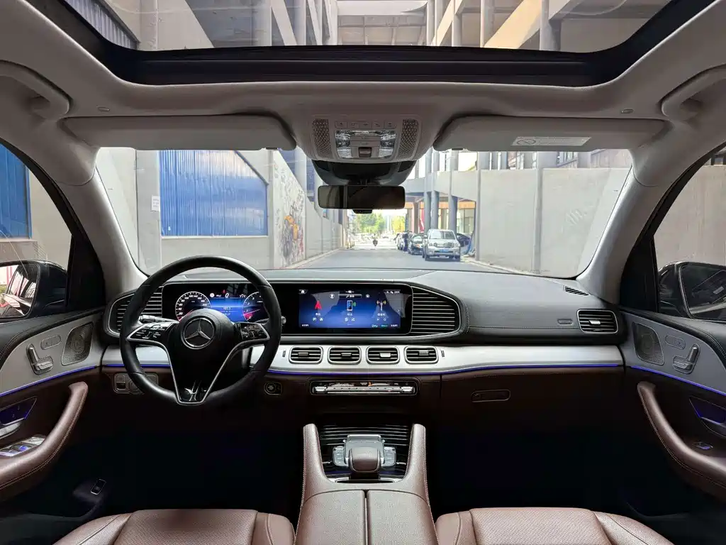 Mercedes-Benz GLE (Import) — миниатюра 11