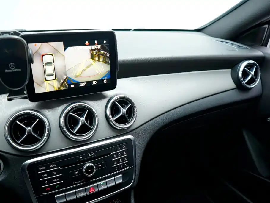 Mercedes-Benz CLA (Import) — миниатюра 18