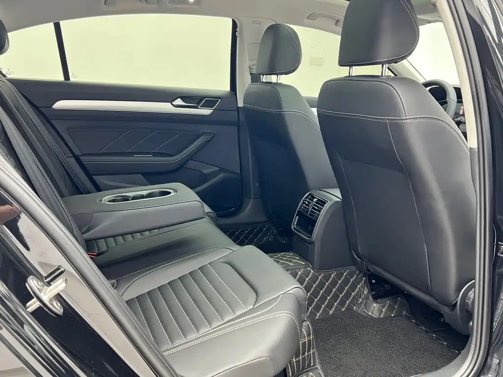Volkswagen Magotan — миниатюра 11