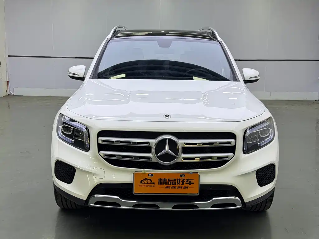 MERCEDES-BENZ GLB